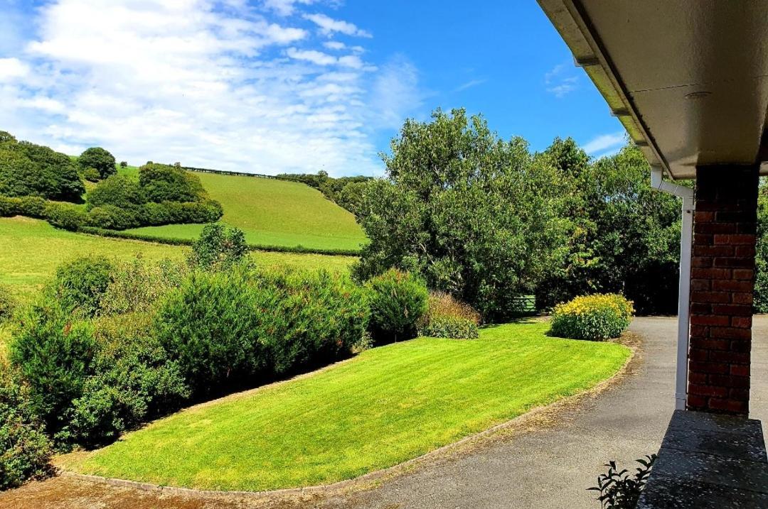 Idyllic 2 Bedroom Self-Contained Upsidedown Annexe Llandrindod Wells Exterior foto