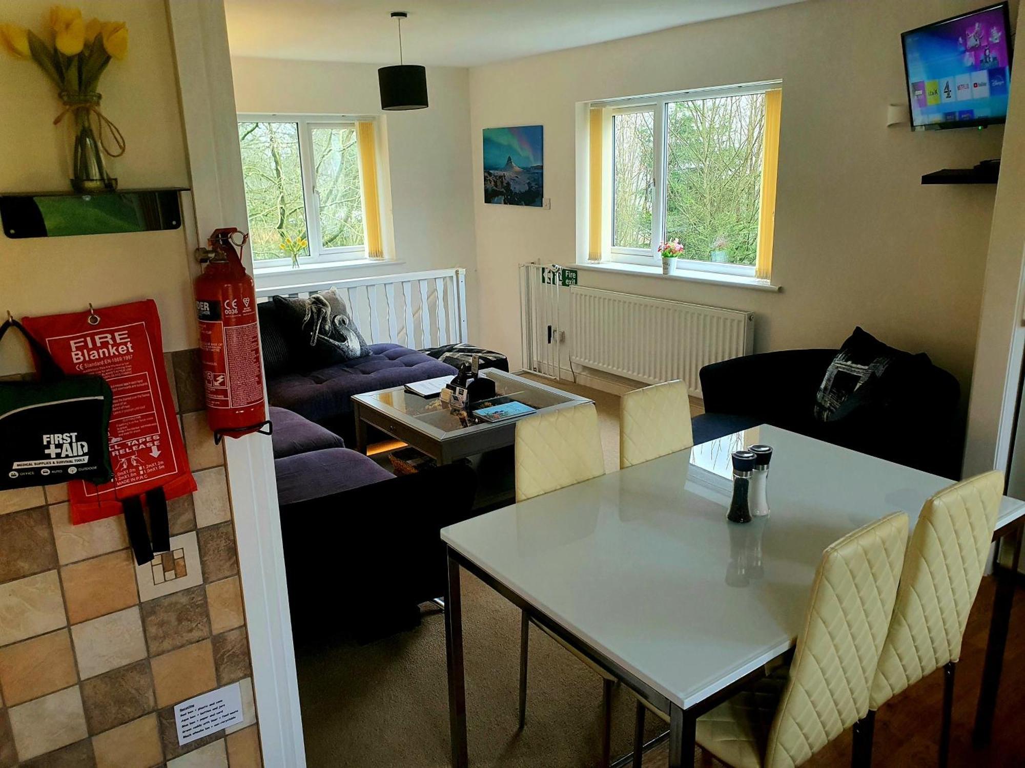 Idyllic 2 Bedroom Self-Contained Upsidedown Annexe Llandrindod Wells Exterior foto