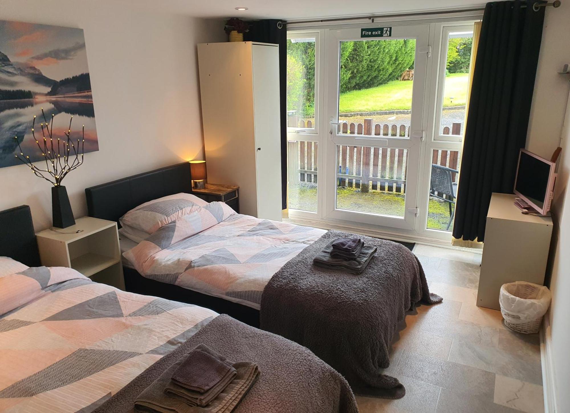 Idyllic 2 Bedroom Self-Contained Upsidedown Annexe Llandrindod Wells Exterior foto